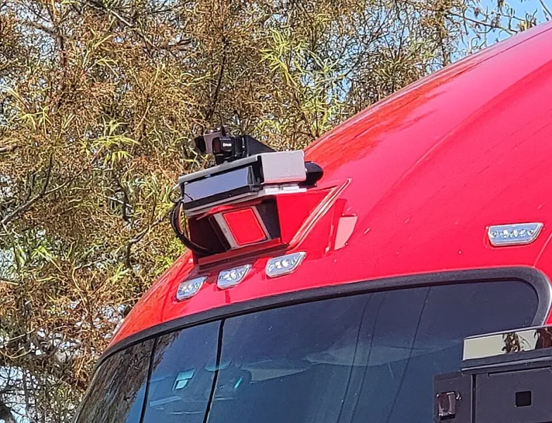Tuned to Static, Until Someone Answered: The Tiny Highway Radio Stations That Became a Trucker Party Line